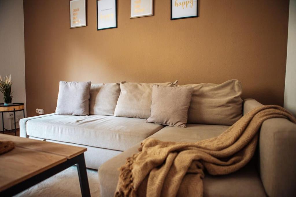 Central-Living Brown - Wifi - Netflix - 5 Pers Essen Buitenkant foto