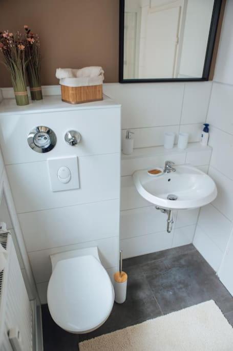 Central-Living Brown - Wifi - Netflix - 5 Pers Essen Buitenkant foto