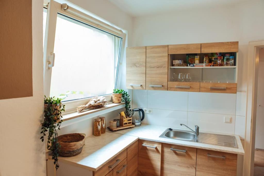 Central-Living Brown - Wifi - Netflix - 5 Pers Essen Buitenkant foto